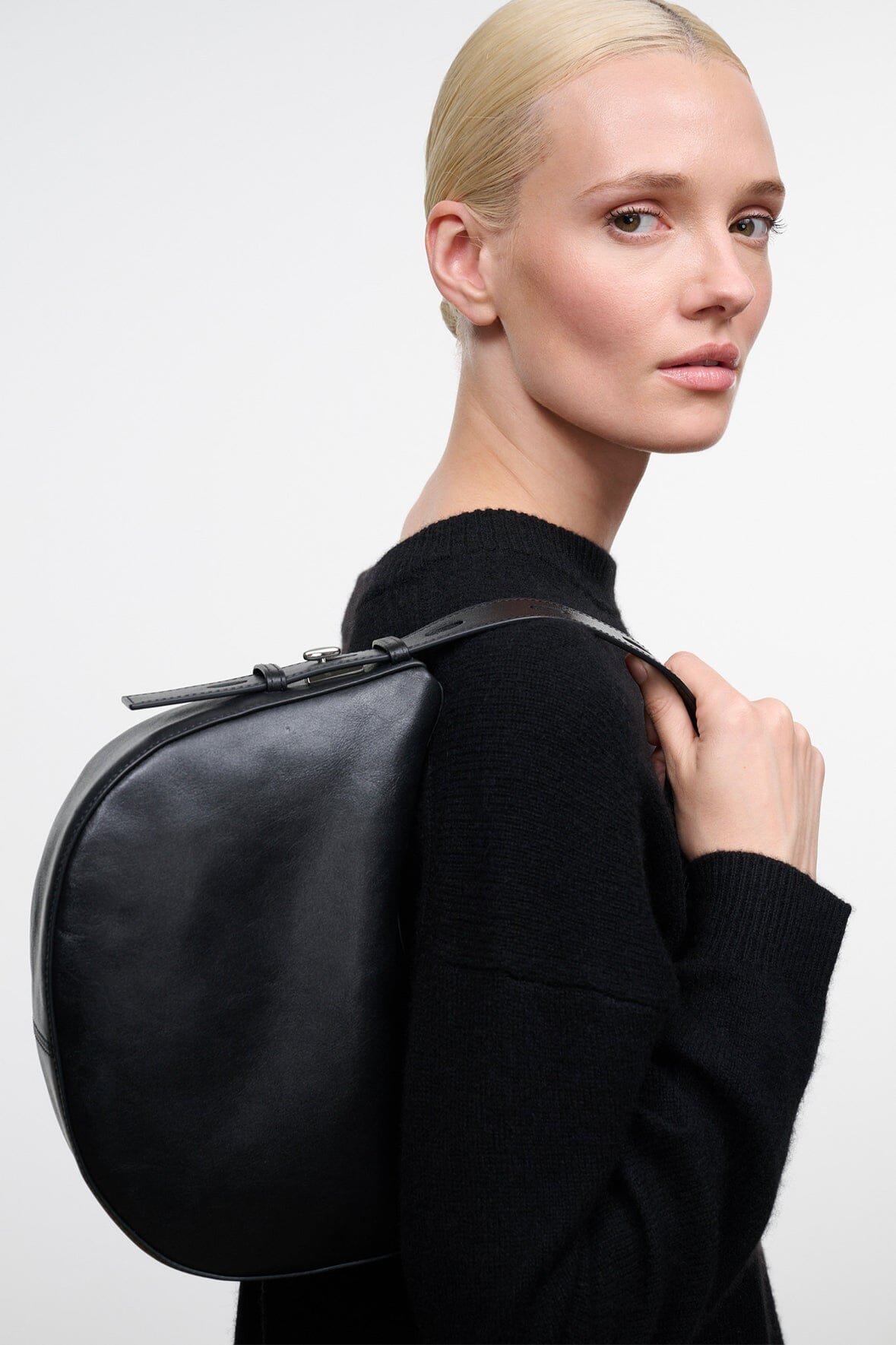 LEVI BAG | BLACK
